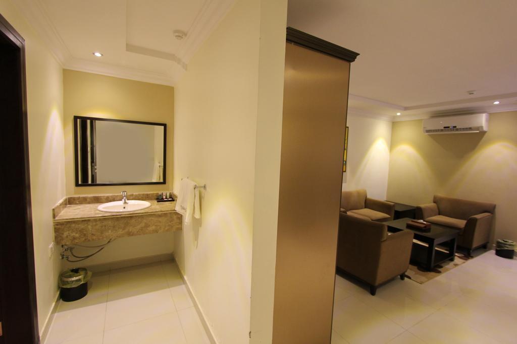 Taleen Alaqiq Hotel Apartments Riyadh Ruang foto